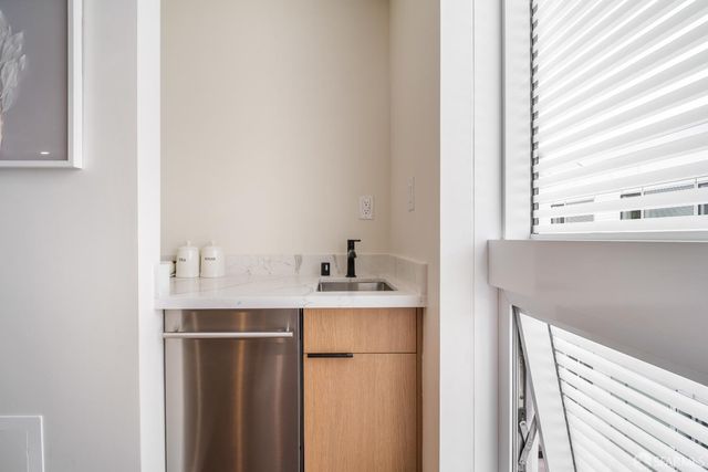 555 Fulton Street 518, San Francisco, CA 94102