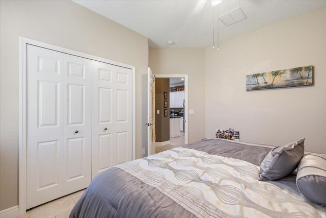 5828 Pine Ridge Circle, Vero Beach, FL 32967