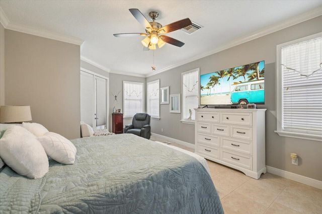 5828 Pine Ridge Circle, Vero Beach, FL 32967