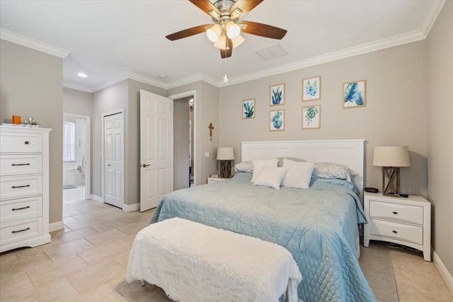 5828 Pine Ridge Circle, Vero Beach, FL 32967