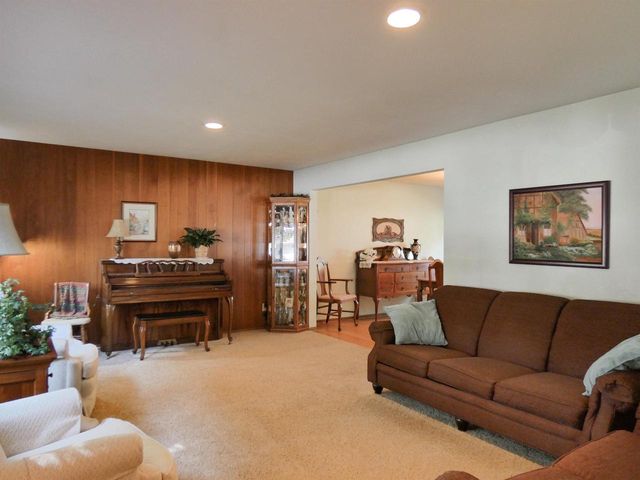 512 W MICHIGAN STREET, Appleton, WI 54911