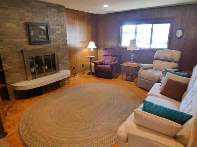 512 W MICHIGAN STREET, Appleton, WI 54911