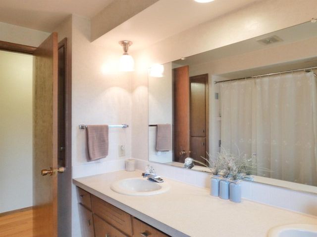 512 W MICHIGAN STREET, Appleton, WI 54911