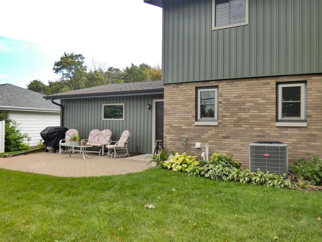 512 W MICHIGAN STREET, Appleton, WI 54911