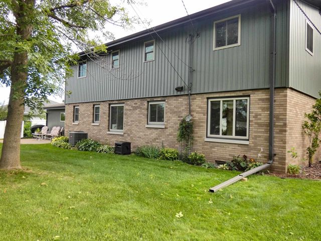 512 W MICHIGAN STREET, Appleton, WI 54911