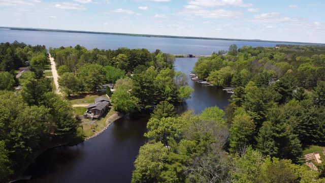 2353 W 18th Drive, Friendship, WI 53934