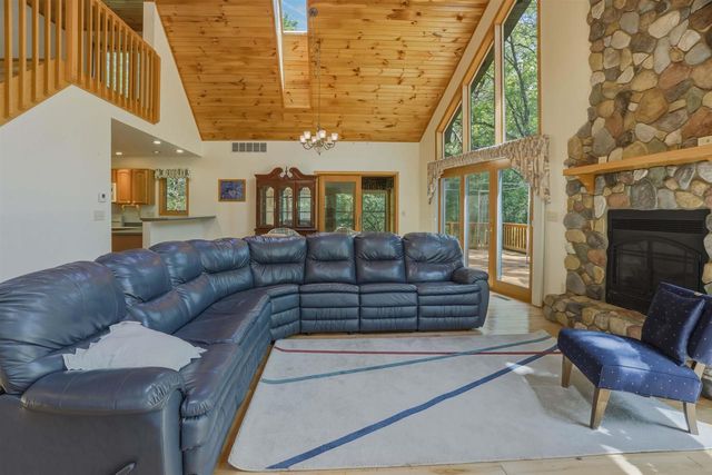 2353 W 18th Drive, Friendship, WI 53934