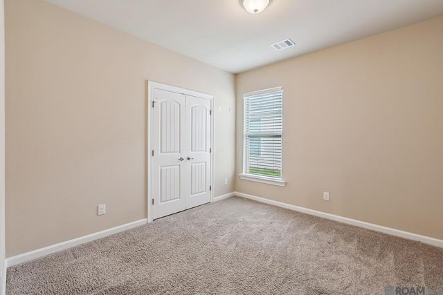 7864 W Pelican Lakes Ave, Baton Rouge, LA 70820