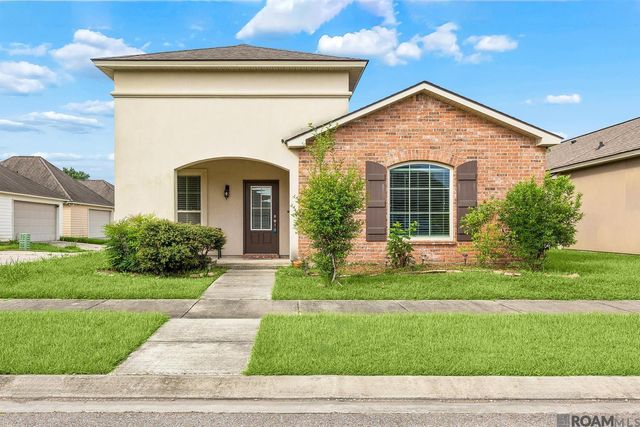 7864 W Pelican Lakes Ave, Baton Rouge, LA 70820