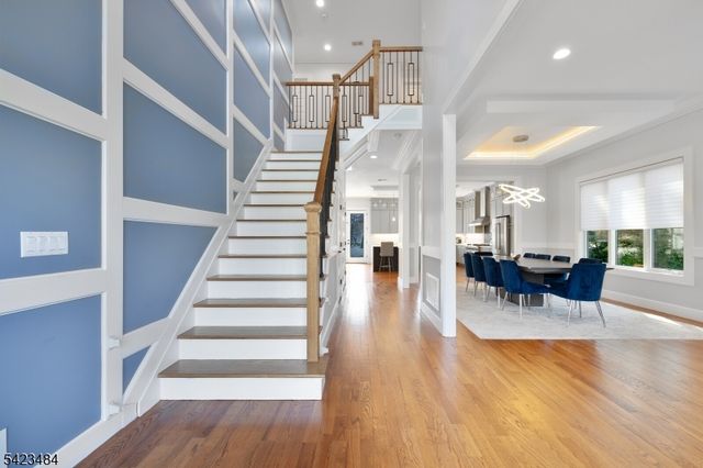 57 Walnut St, Livingston Twp., NJ 07039