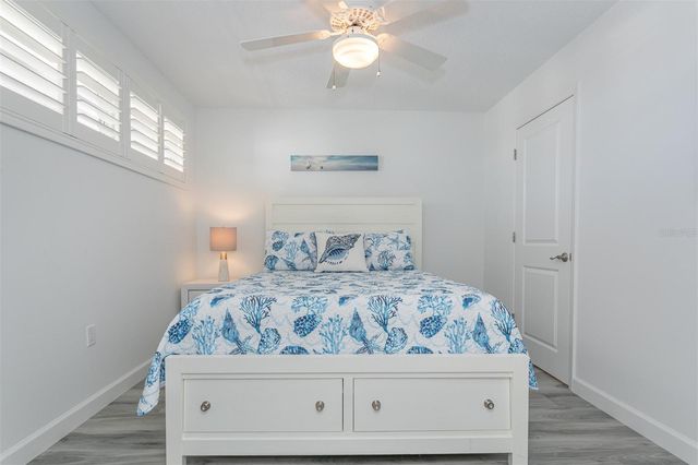 633 ALHAMBRA ROAD 305, Venice, FL 34285