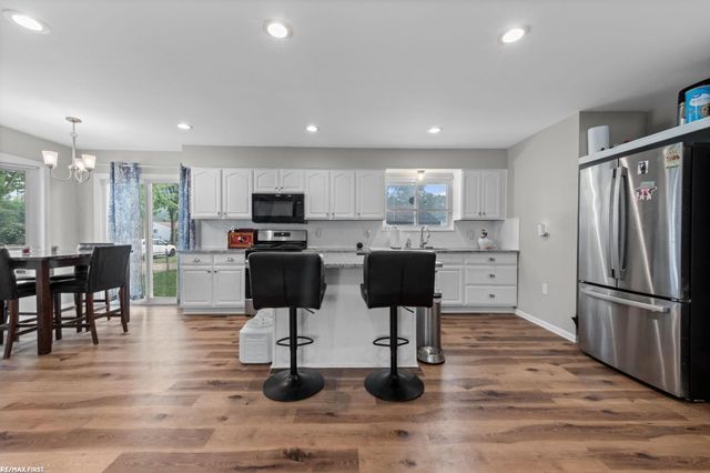 11956 19 MILE Road, Sterling Heights, MI 48313