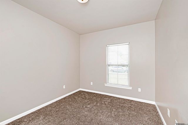 23124 Arcwood Dr, Denham Springs, LA 70726