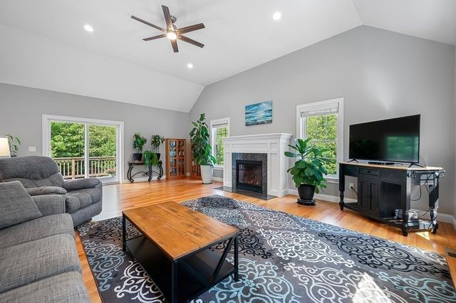 126 Yew Street, Douglas, MA 01516