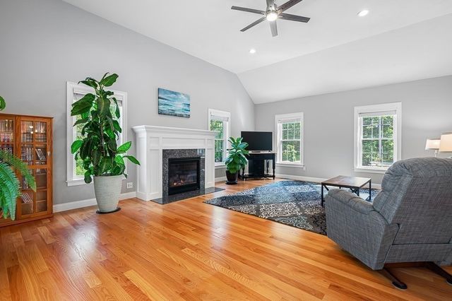 126 Yew Street, Douglas, MA 01516