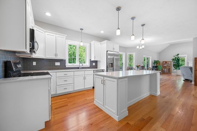 126 Yew Street, Douglas, MA 01516
