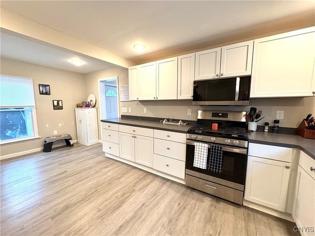 48 Augustus Street, Auburn, NY 13021