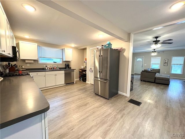 48 Augustus Street, Auburn, NY 13021