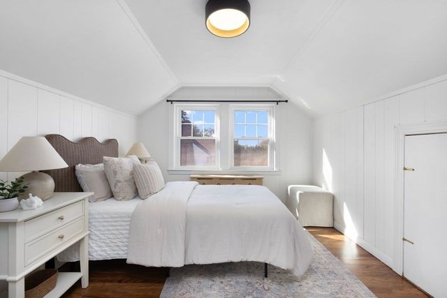 111 Durfee, Tiverton, RI 02878