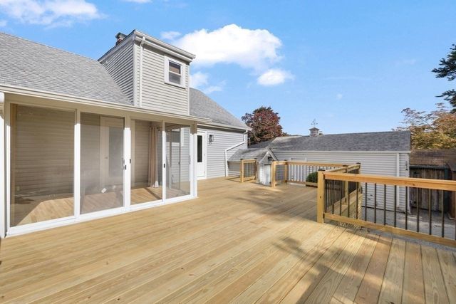 111 Durfee, Tiverton, RI 02878