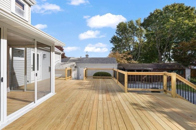 111 Durfee, Tiverton, RI 02878