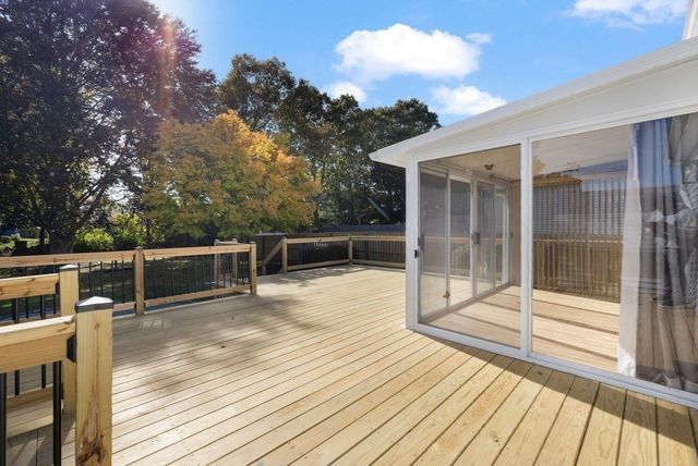 111 Durfee, Tiverton, RI 02878
