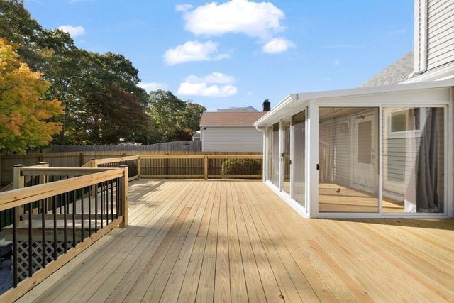 111 Durfee, Tiverton, RI 02878