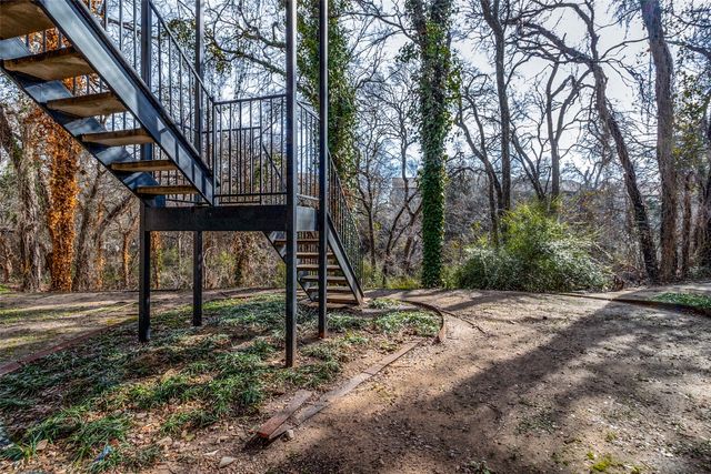 9747 Whitehurst Drive 150, Dallas, TX 75243