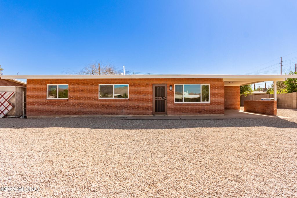 3512 E Gerald Street, Tucson, AZ 85716