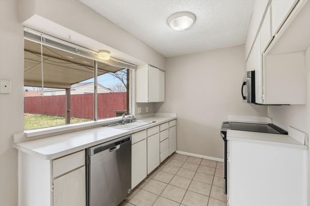 1739 Oak Lake, Irving, TX 75060