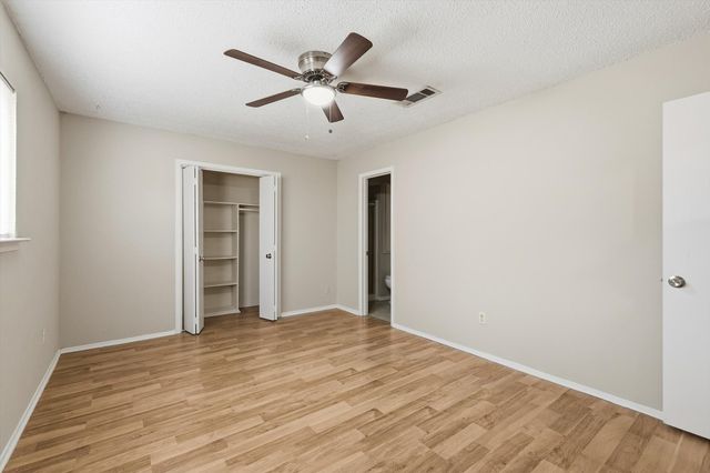 1739 Oak Lake, Irving, TX 75060