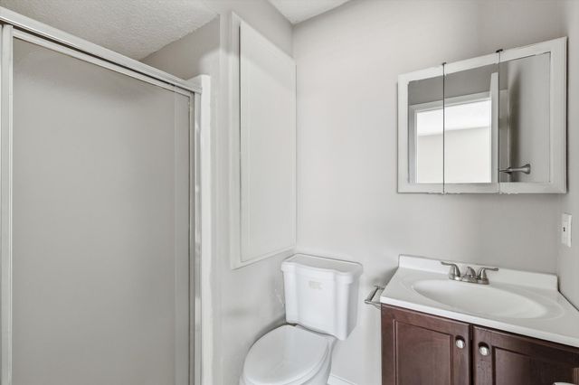 1739 Oak Lake, Irving, TX 75060