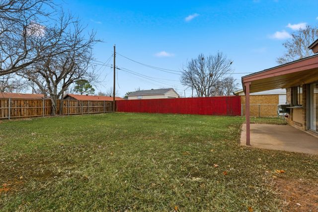 1739 Oak Lake, Irving, TX 75060