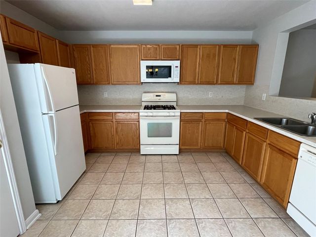 18207 Ridge Stream Lane, Cypress, TX 77429