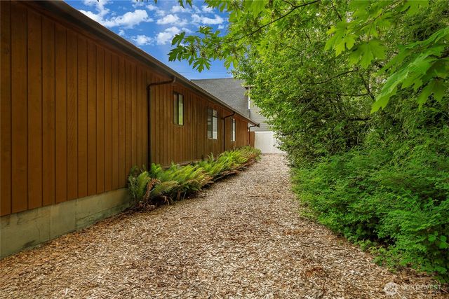 1202 Telegraph Road, Bellingham, WA 98226