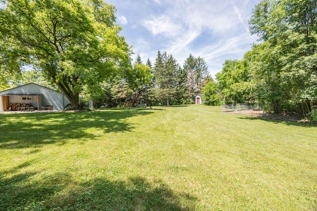 N45W32520 Watertown Plank ROAD, Nashotah, WI 53058