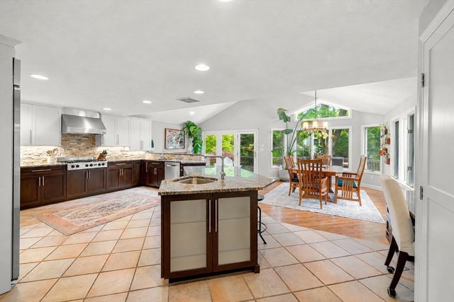 120 Powers Rd, Sudbury, MA 01776