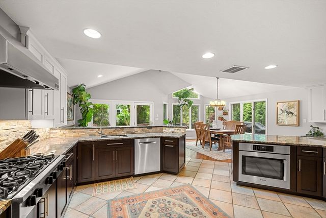 120 Powers Rd, Sudbury, MA 01776