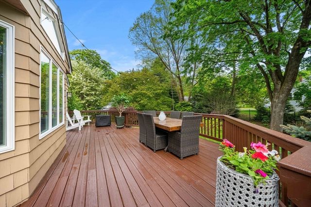 120 Powers Rd, Sudbury, MA 01776