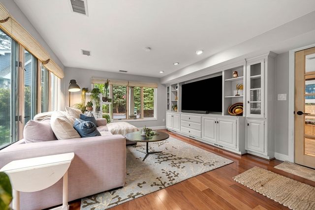 120 Powers Rd, Sudbury, MA 01776