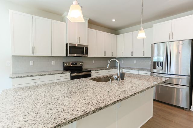 753 Lipizanner Ln, Smyrna, TN 37167