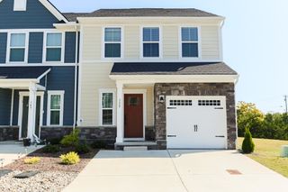 753 Lipizanner Ln, Smyrna, TN 37167