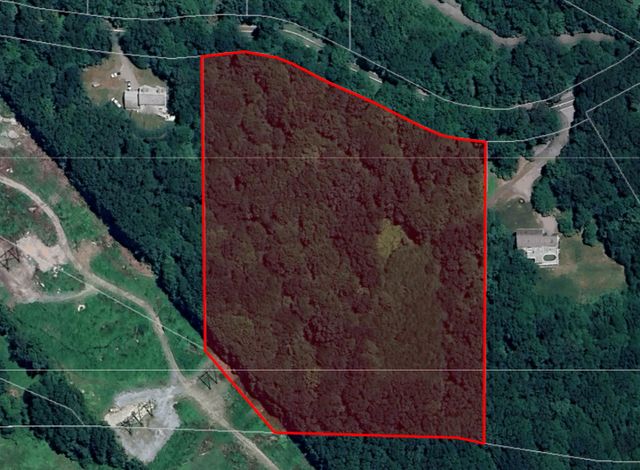 165 Massapeag Road, Montville, CT 06382