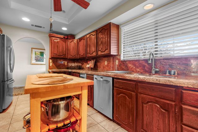 15624 Ranchland Drive, Redding, CA 96001