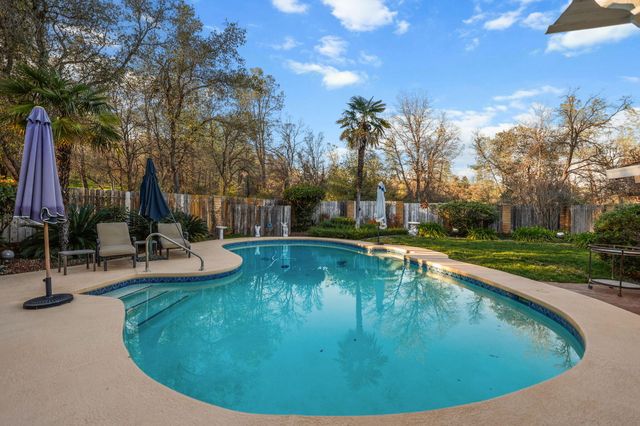 15624 Ranchland Drive, Redding, CA 96001