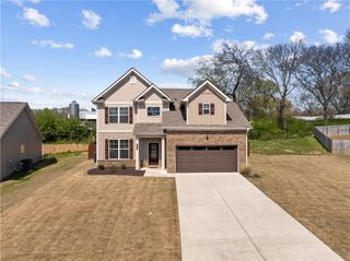 113 Mcginnis Circle, Calhoun, GA 30701