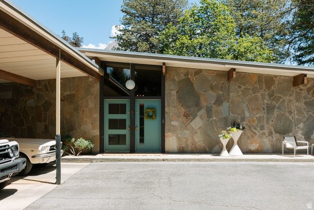 5457 S COTTONWOOD CLUB DR, Holladay, UT 84117