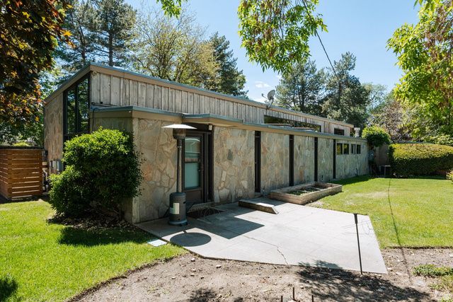 5457 S COTTONWOOD CLUB DR, Holladay, UT 84117