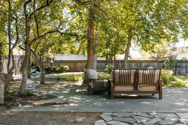 5457 S COTTONWOOD CLUB DR, Holladay, UT 84117