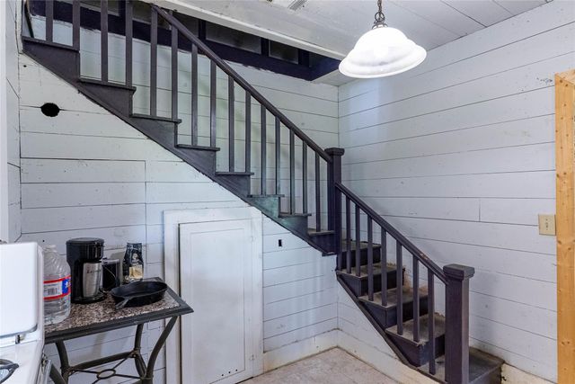 802 Smith RD, Rockdale, TX 76567